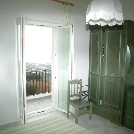 Hotel La Ginestra 3*