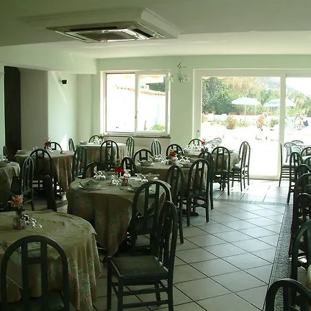 La Ginestra Hotel 3*